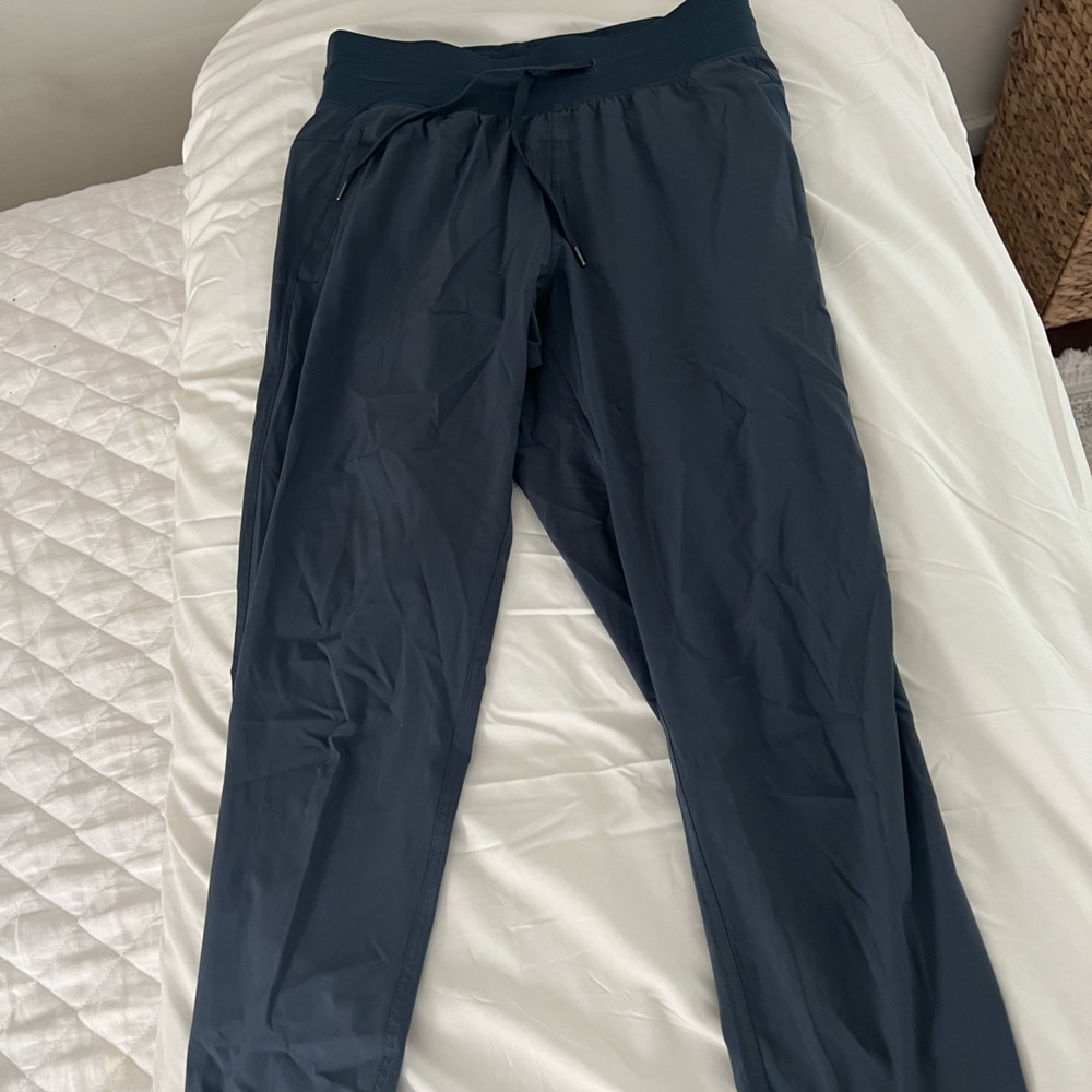 Free fly breeze cropped pants - dusk blue